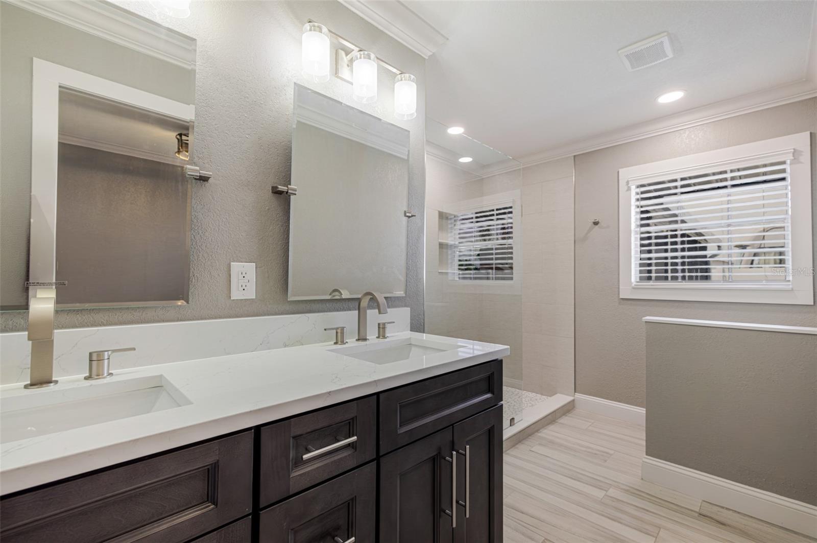 WYCHEWOOD SHORES - Residential