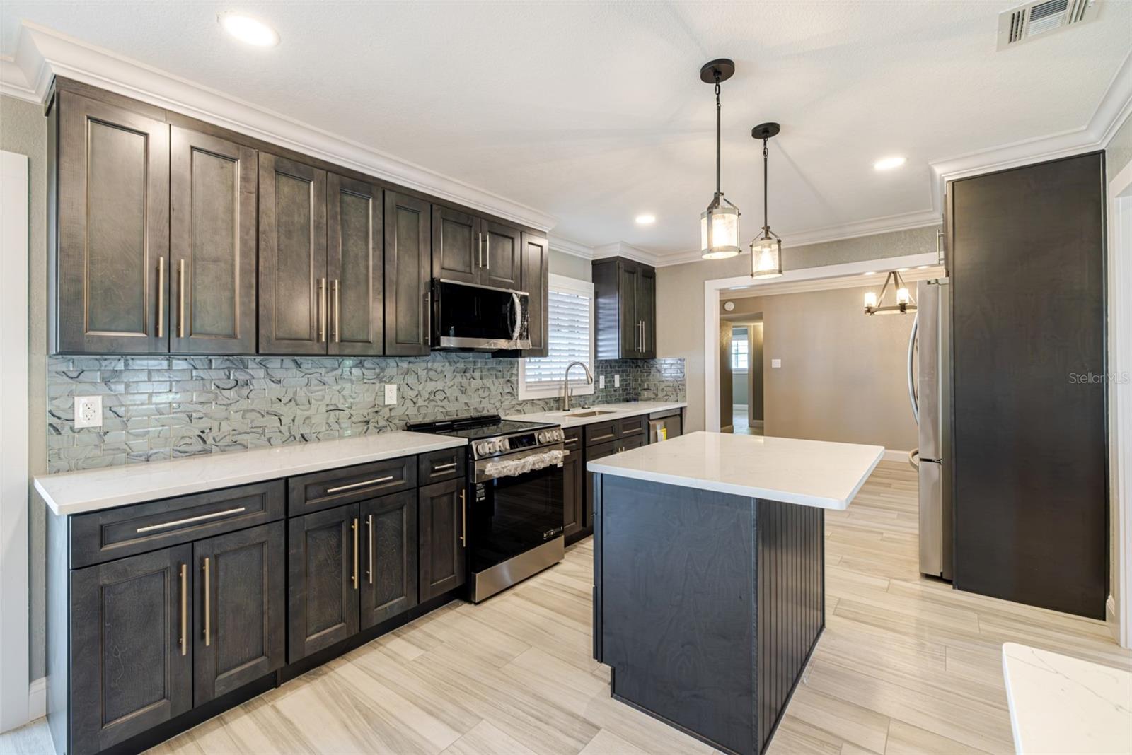 WYCHEWOOD SHORES - Residential