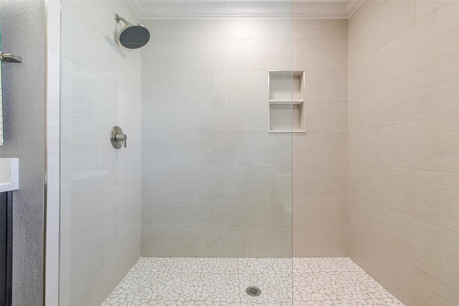 WYCHEWOOD SHORES - Residential