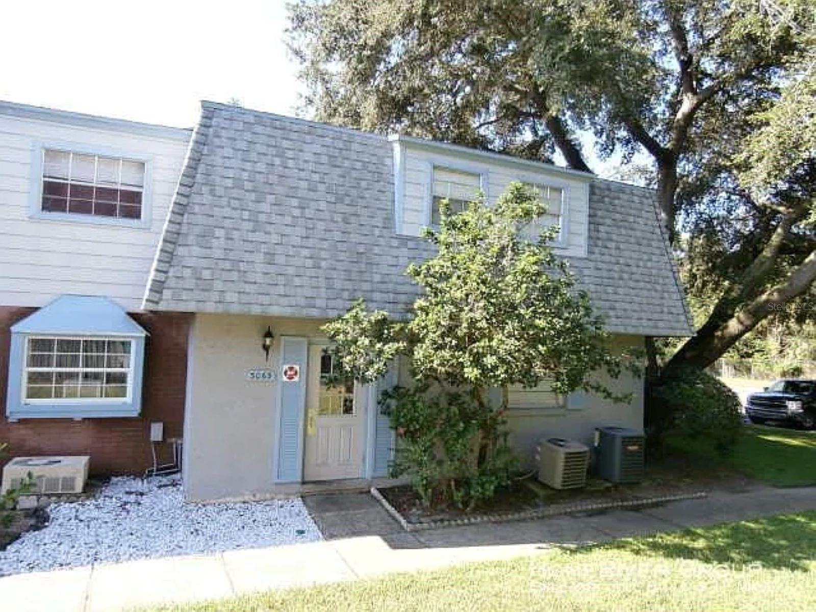 50% off the first month of rent!
Enjoy this 1 bedroom 1 bathroom condo located at The Colonies in Winter Park. Close to UCF, Full Sail University and centrally located to shopping malls, major highways, restaurants and theme parks. Just 11 minutes from Orlando international Airport. This cozy 1 bedroom is perfect for a quick access to all that Orlando has. New carpet and a clean fresh home to make a perfect lifestyle for anyone
All residents are required to enroll in the Resident Benefits Package (RBP) for $50/month which includes renters insurance, HVAC air filter delivery (for applicable properties), credit building to help boost your credit score with timely rent payments, $1M Identity Protection, move-in concierge service making utility connection and home service setup a breeze during your move-in, our best-in-class resident rewards program, and much more! More details upon application approval.
12 Month Lease
$75 Application Fee
$150 Lease Processing fee due once application is approved.
$50 Resident Benefits Package