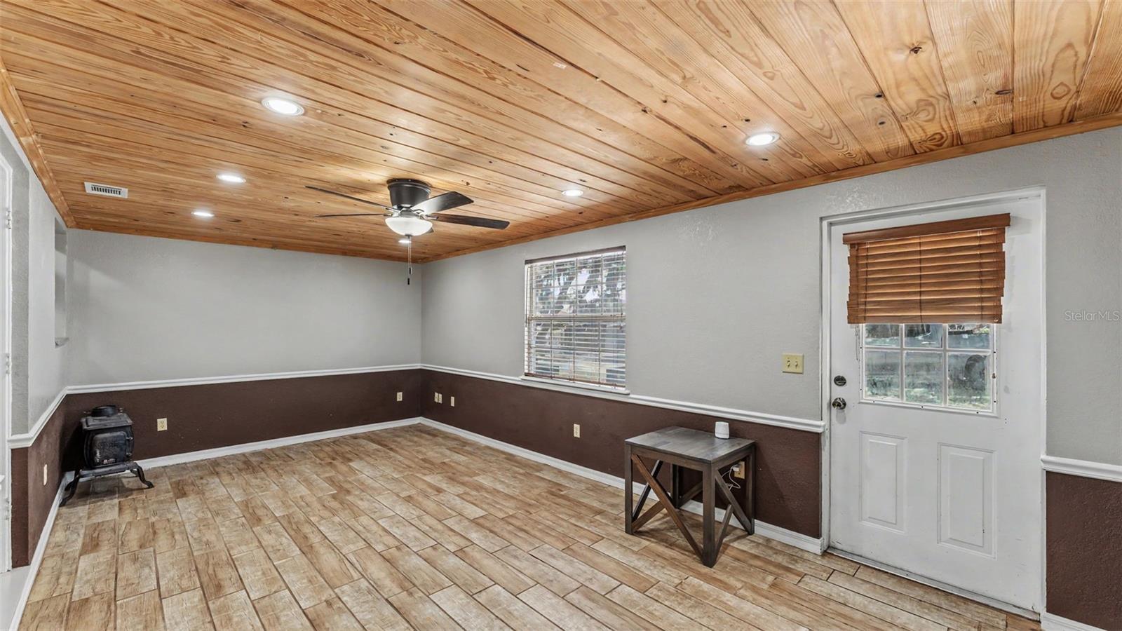 LAKEVIEW PLACE SUB - Residential