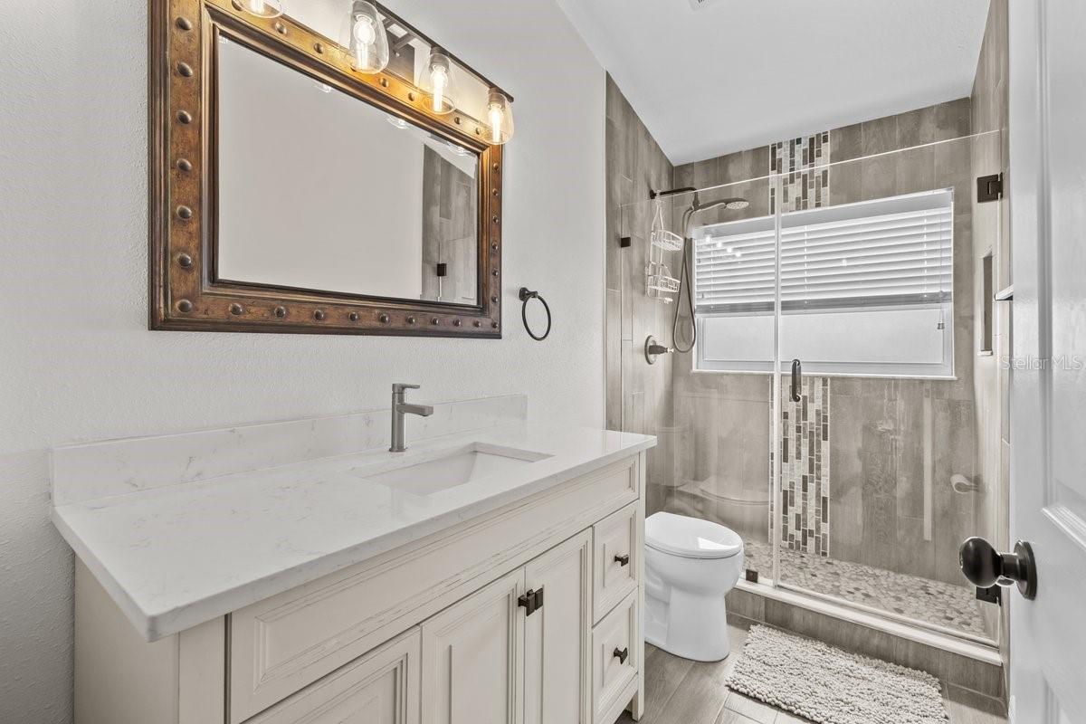 FLAT ISLAND - Residential