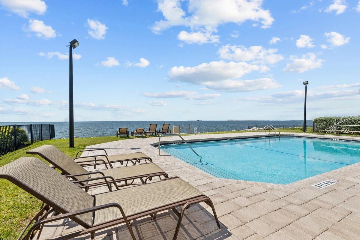 FLAT ISLAND - Residential