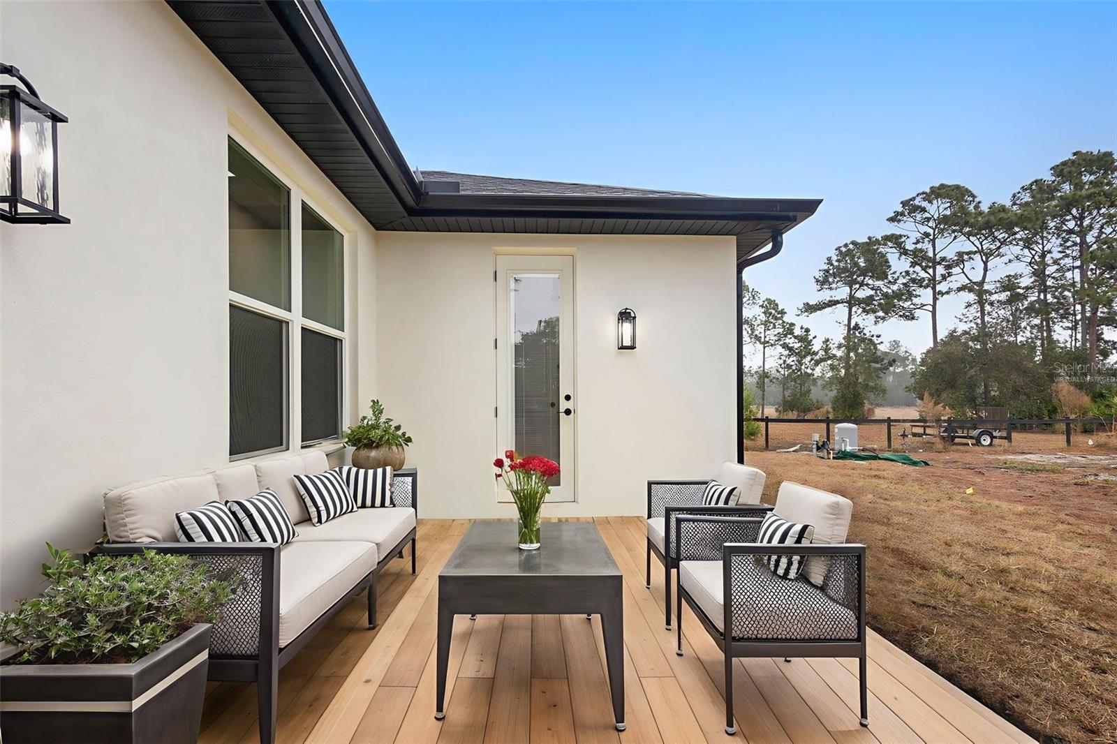 ROYAL TRAILS UNIT 01 - Residential