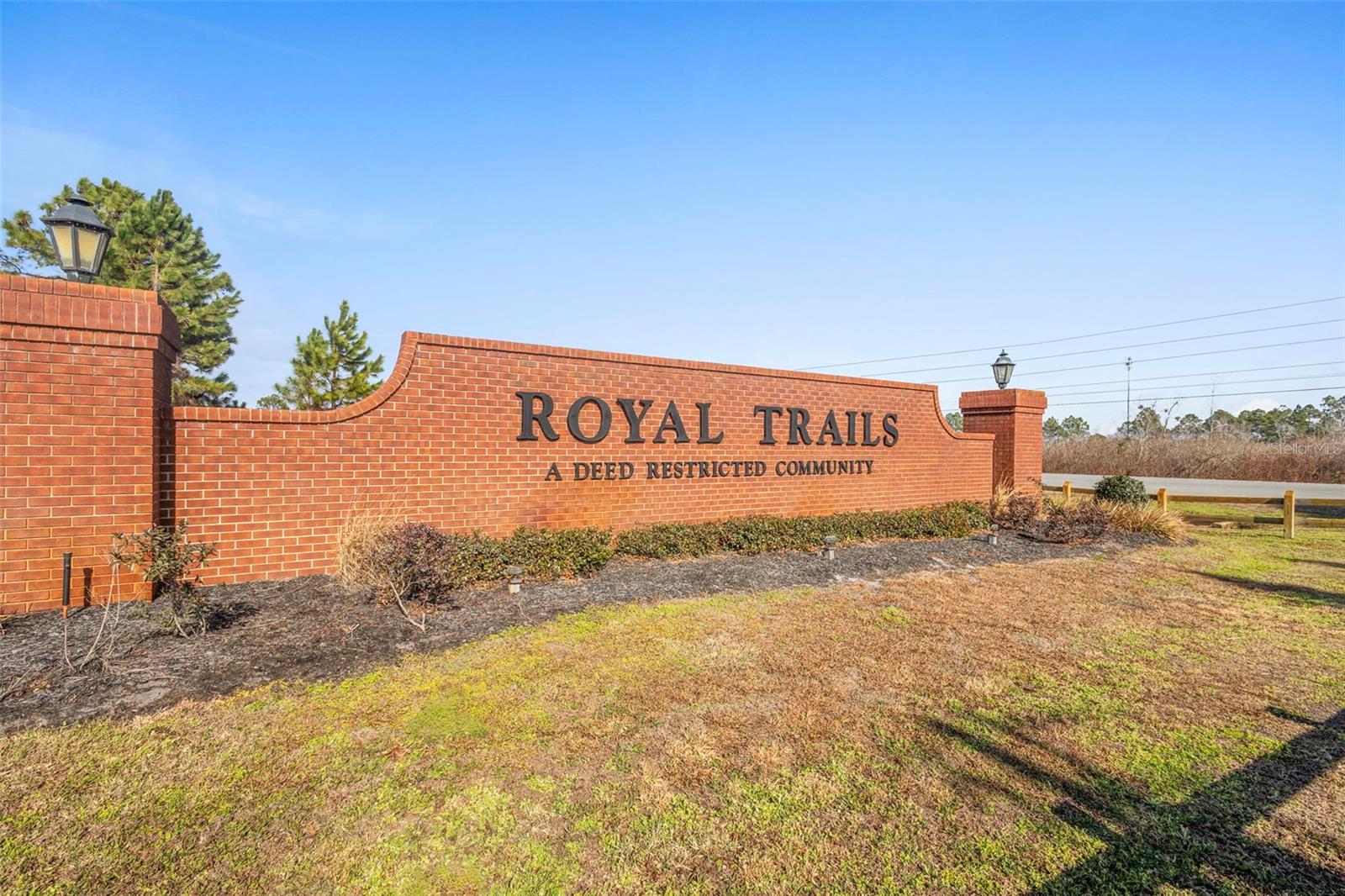 ROYAL TRAILS UNIT 01 - Residential