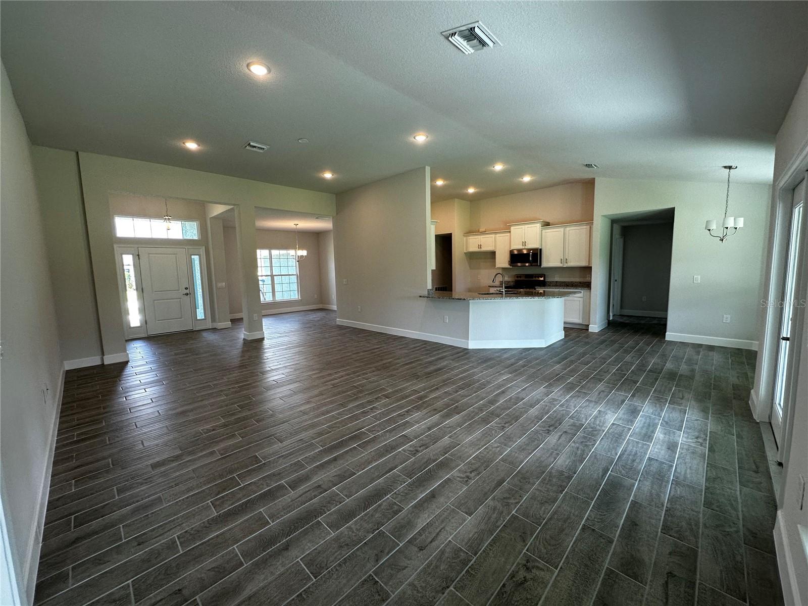 ROTONDA WEST LONG MEADOW - Residential