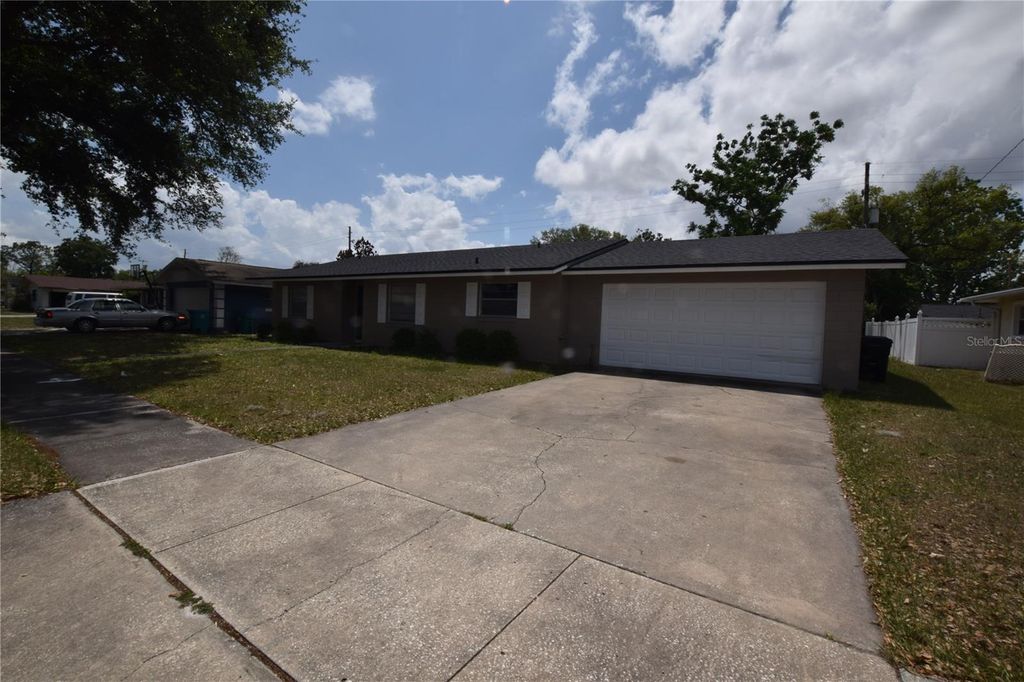 Photo of 2762 Clear Cove Lane, Orlando, FL 32805 (MLS # O6402602)