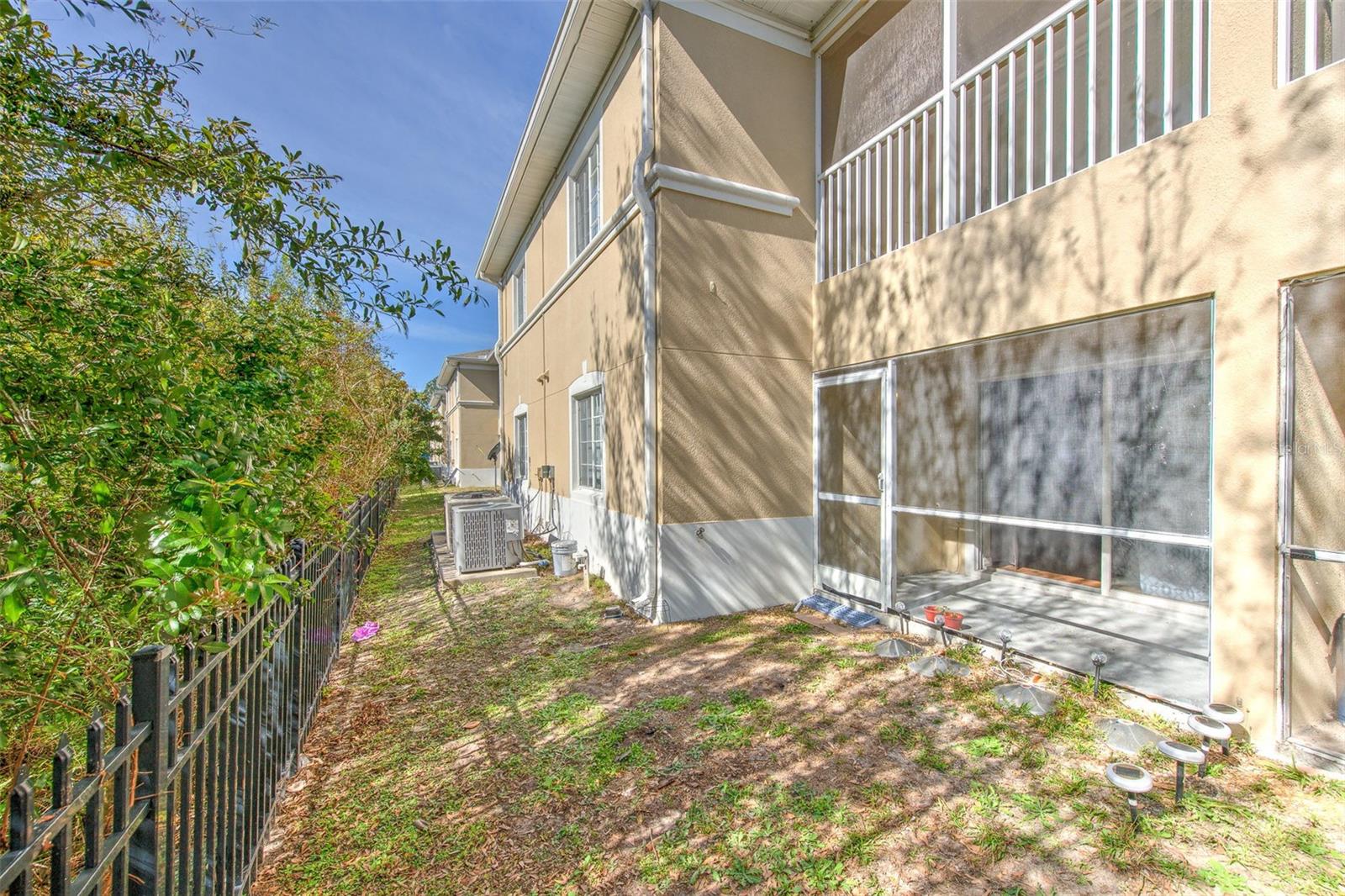 VILLAGES OF BLOOMINGDALE CONDO - Residential