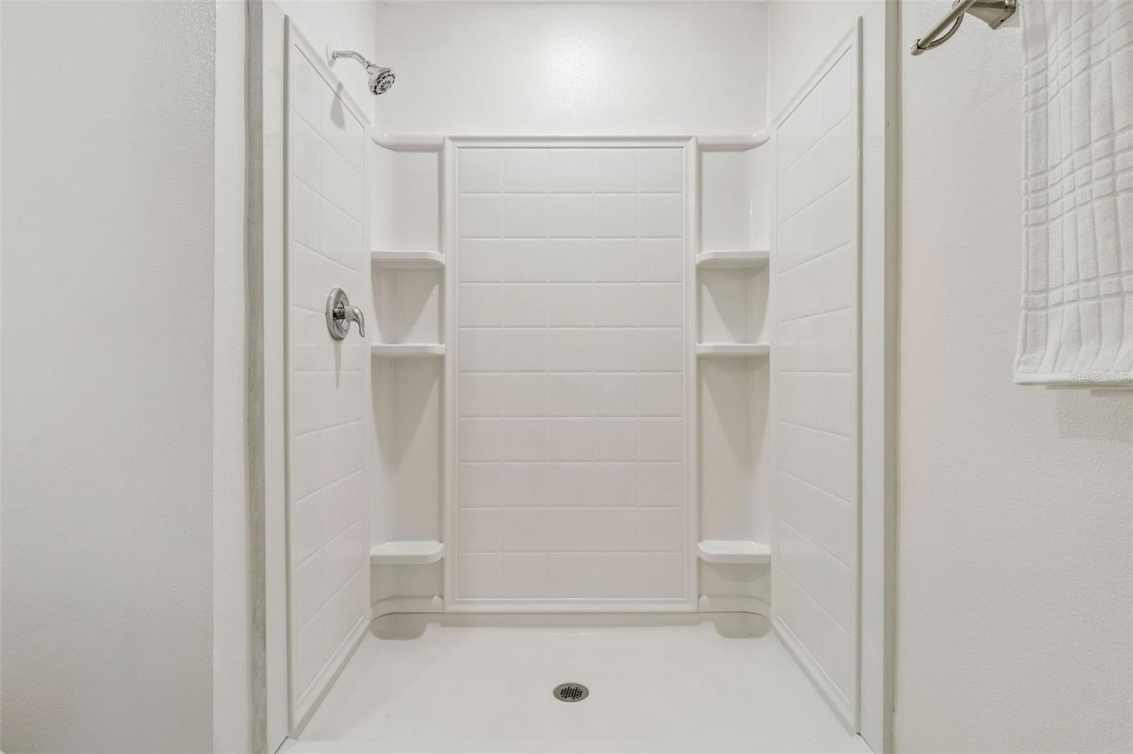 ALFORD OAKS - Residential