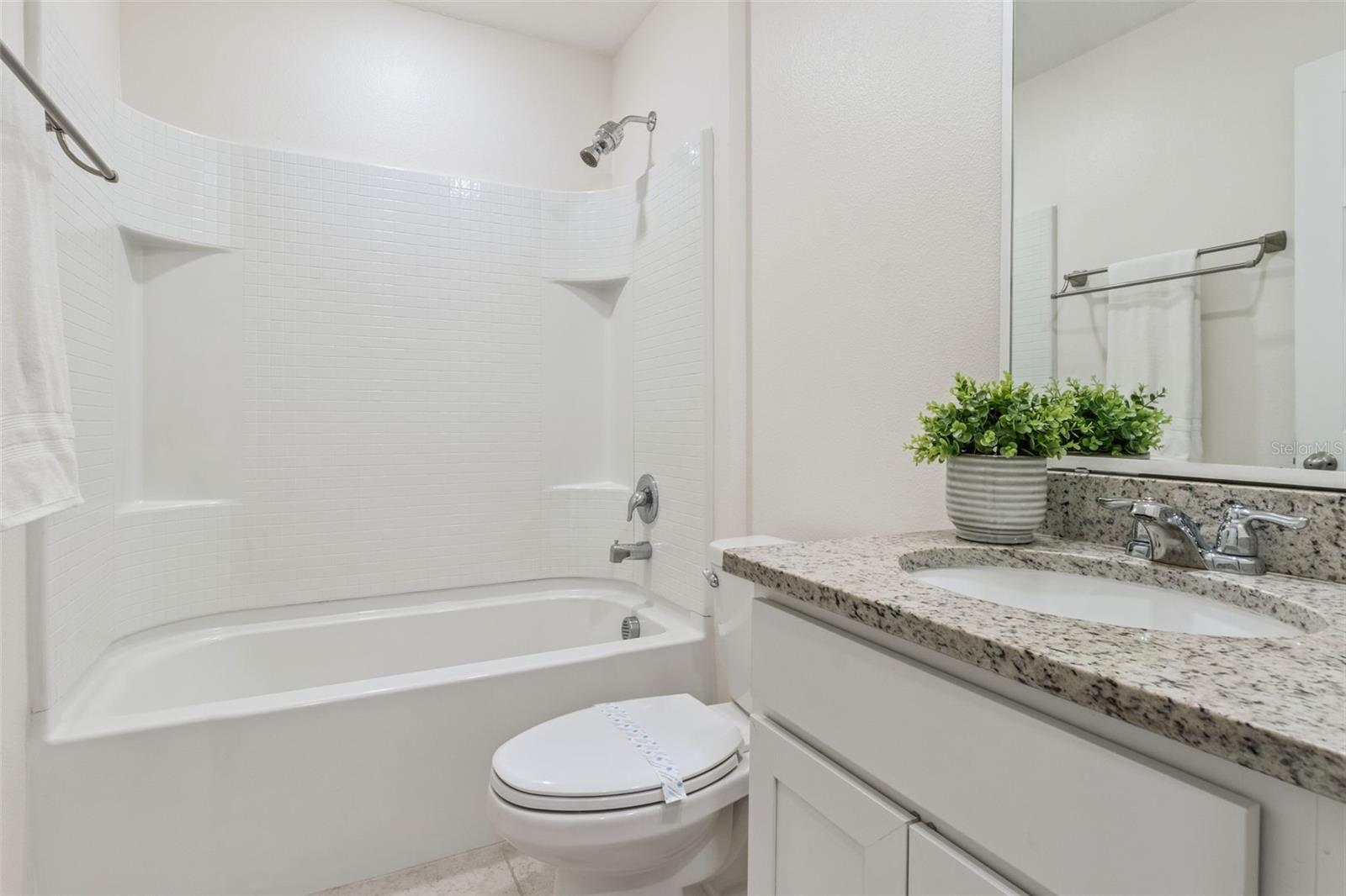 ALFORD OAKS - Residential