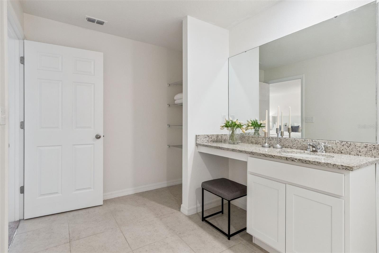 ALFORD OAKS - Residential