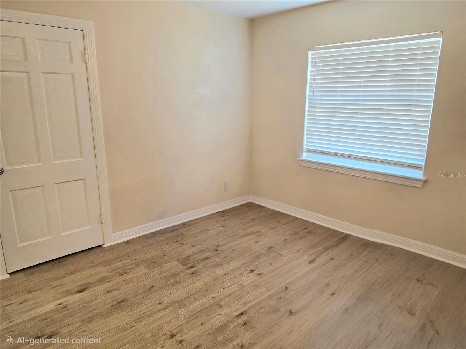 ELOISE WOODS LAKE MARIAM UNIT - Residential
