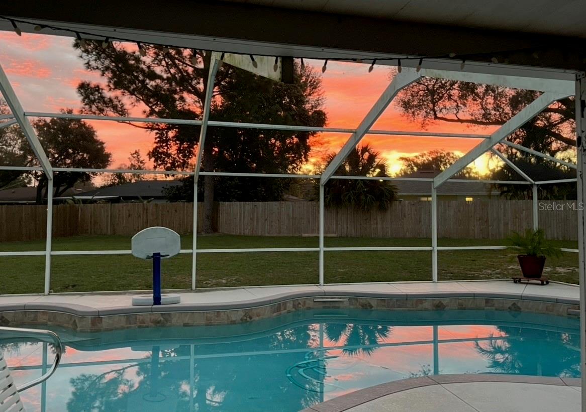 ELOISE WOODS LAKE MARIAM UNIT - Residential