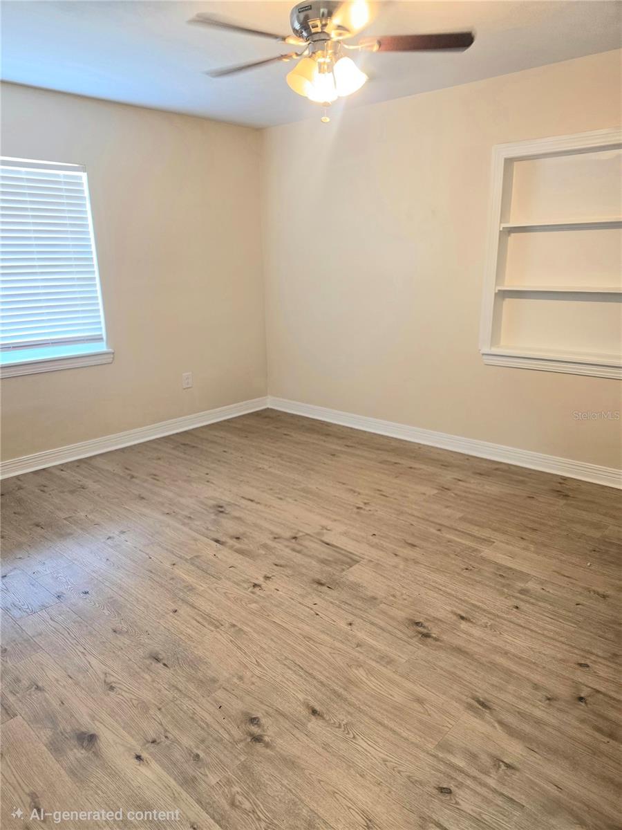 ELOISE WOODS LAKE MARIAM UNIT - Residential