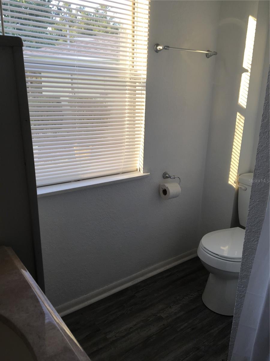 ELOISE WOODS LAKE MARIAM UNIT - Residential