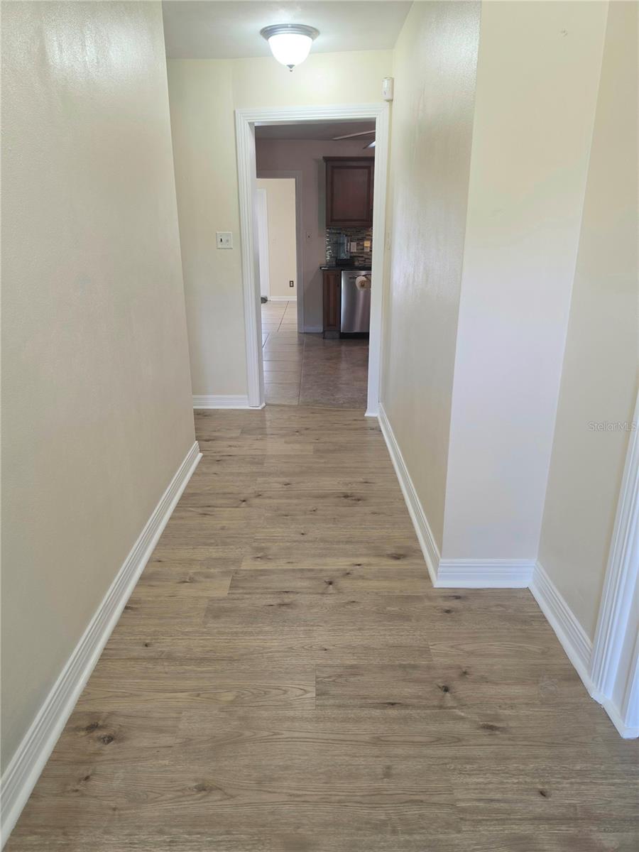 ELOISE WOODS LAKE MARIAM UNIT - Residential
