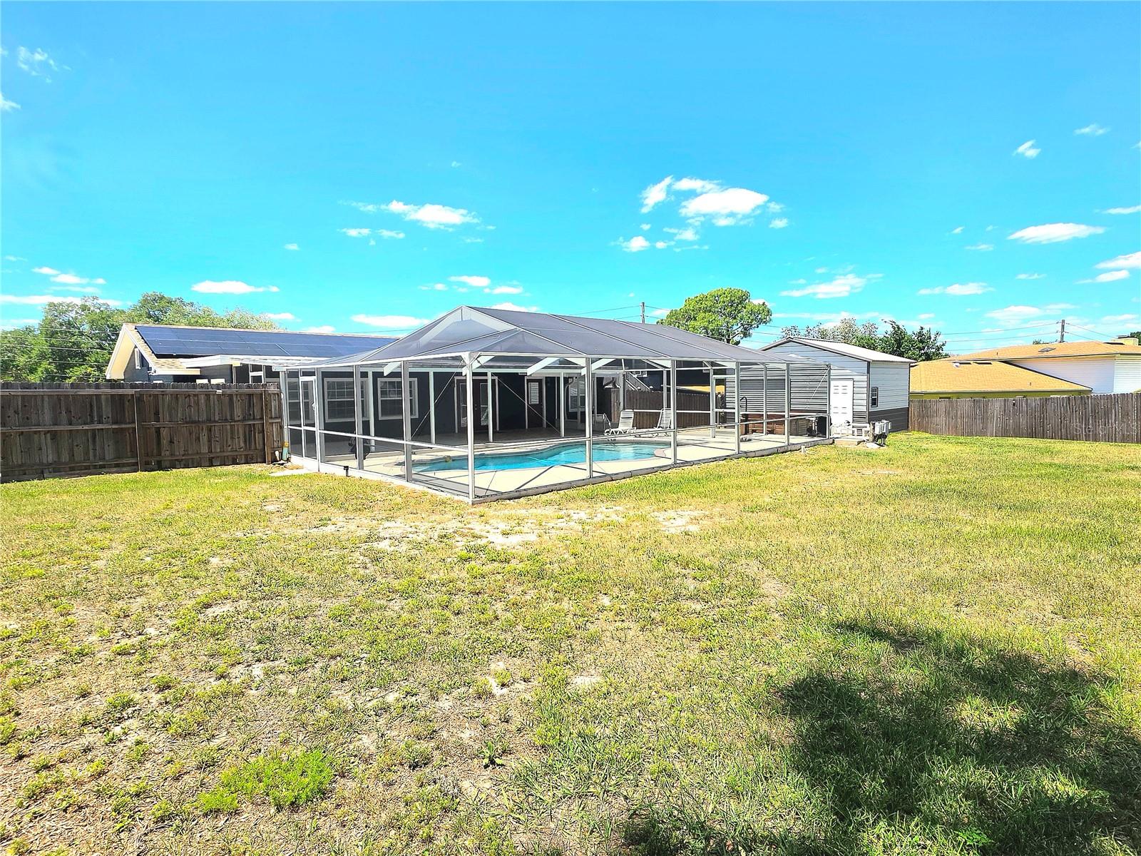 ELOISE WOODS LAKE MARIAM UNIT - Residential
