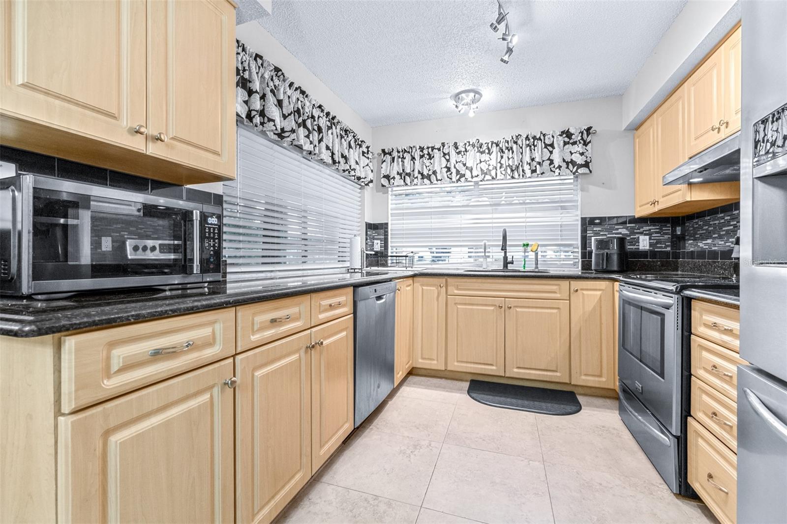 SPRING HILL UNIT 21 - Residential