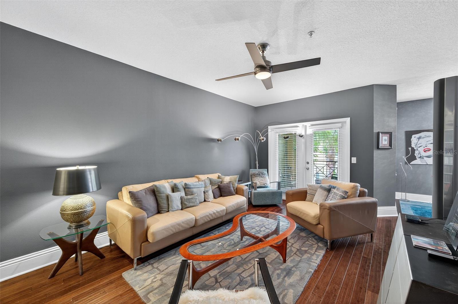 2010 E PALM AVENUE 14305
