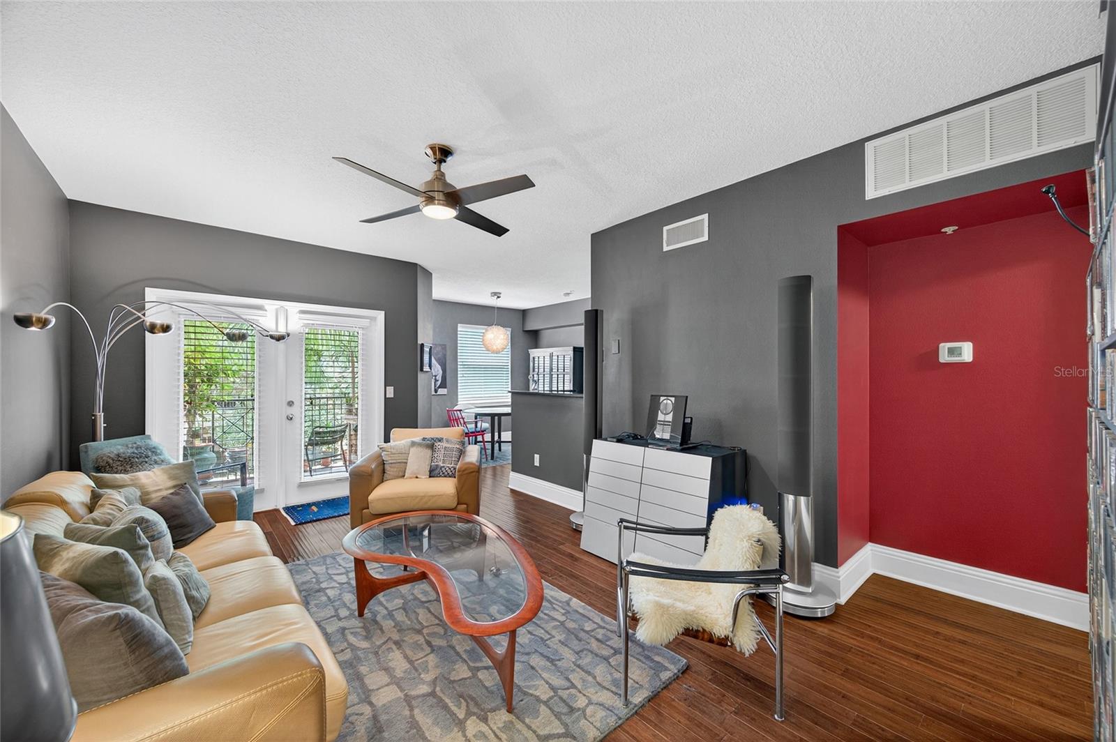 2010 E PALM AVENUE 14305