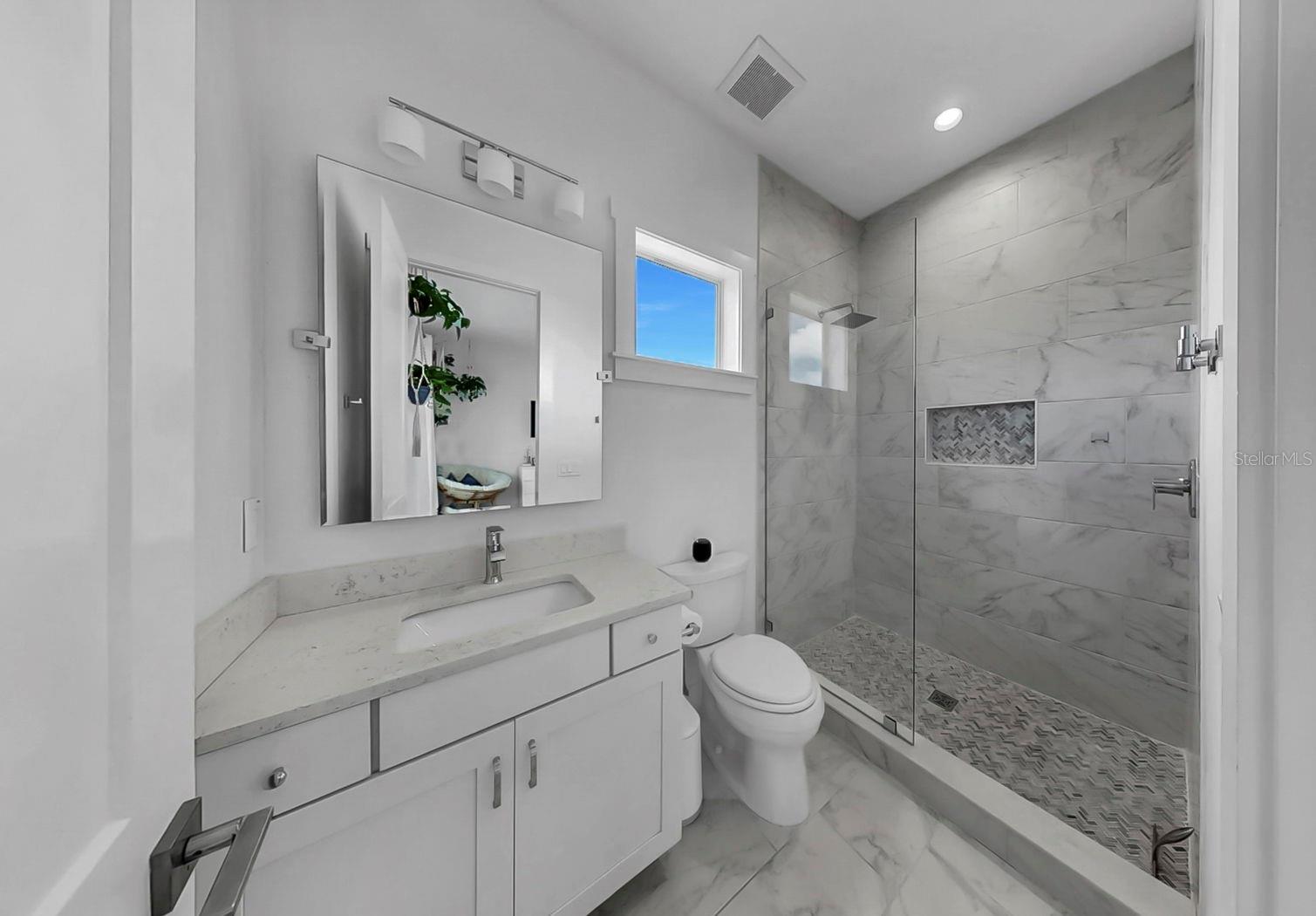 MIRABAY PH 2A-2 - Residential
