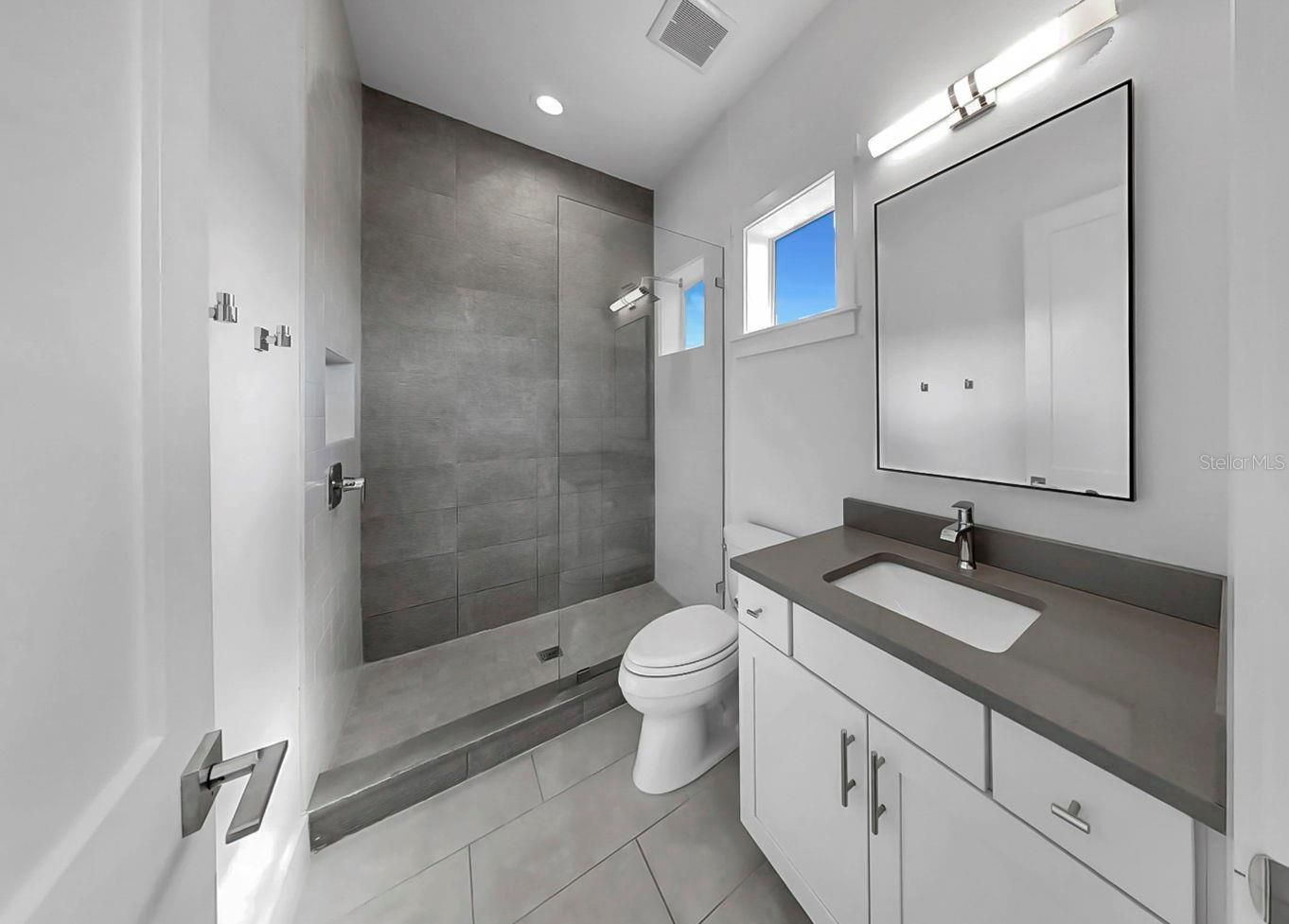 MIRABAY PH 2A-2 - Residential