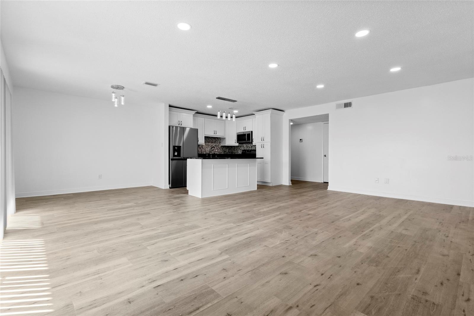 THE GREENS OF TOWNN COUNTRY - Residential