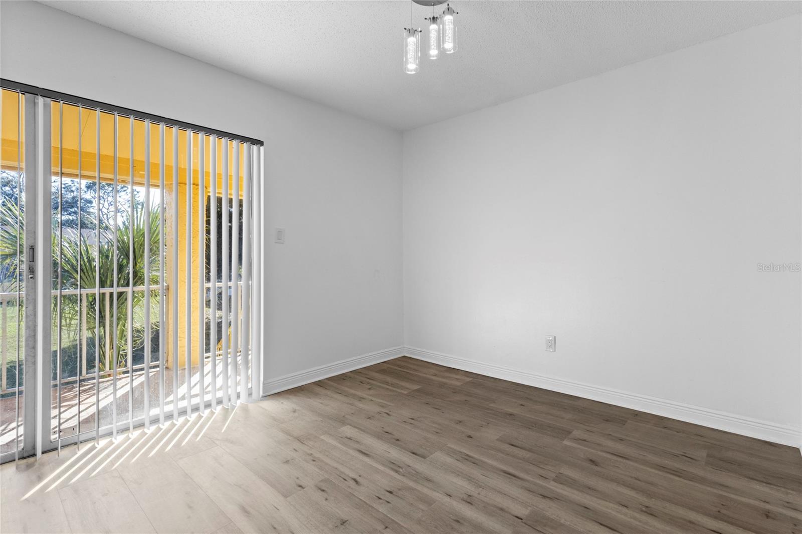 THE GREENS OF TOWNN COUNTRY - Residential