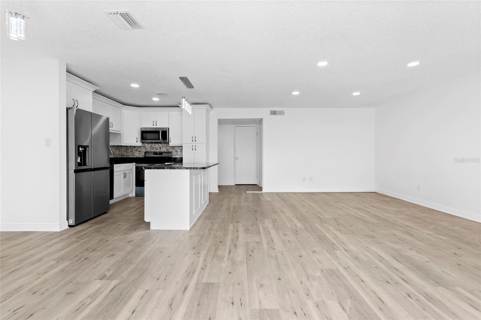 THE GREENS OF TOWNN COUNTRY - Residential