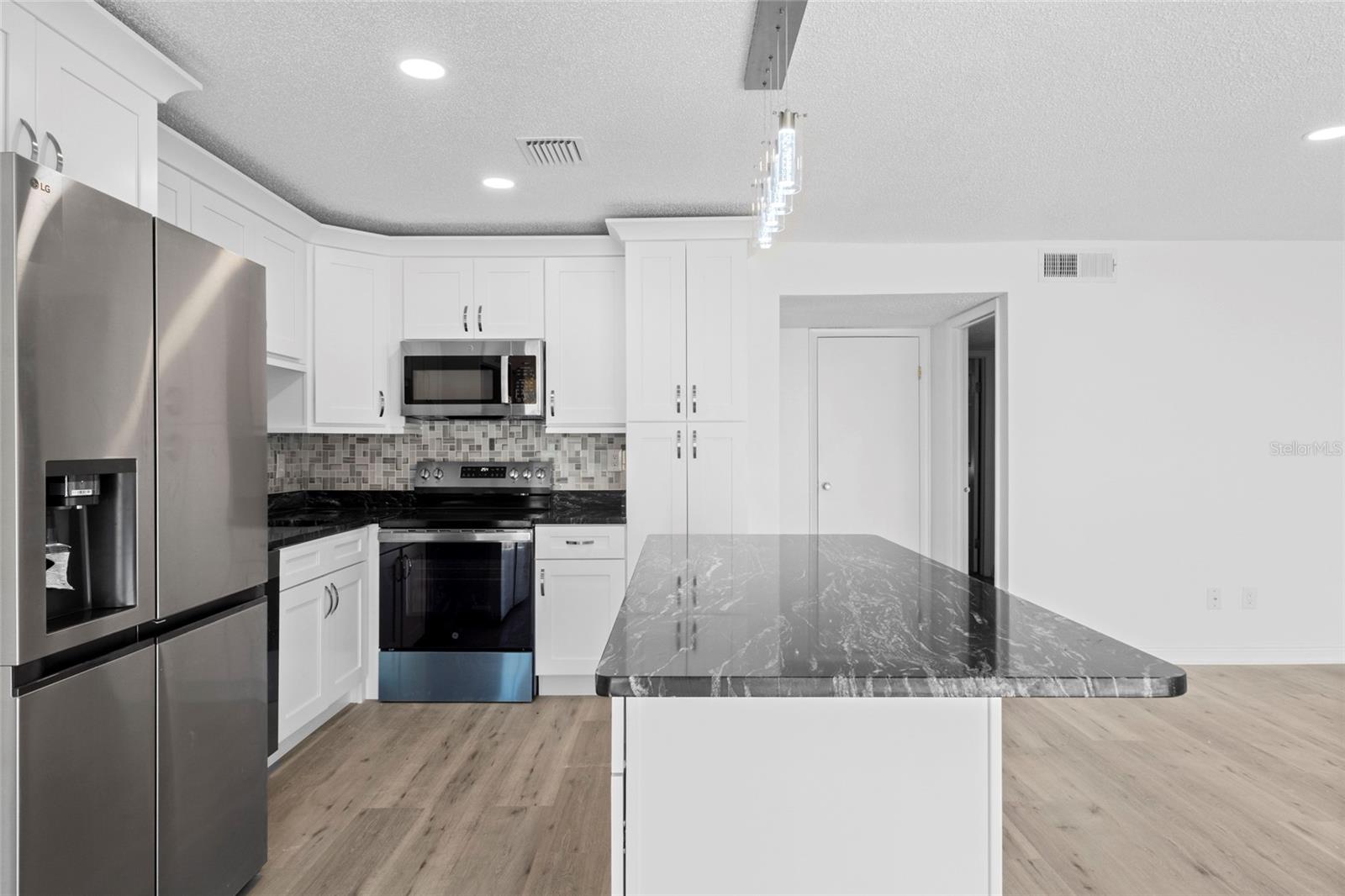 THE GREENS OF TOWNN COUNTRY - Residential