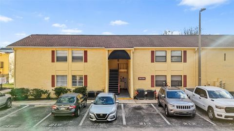 7512 GALLINETA COURT 7512 TAMPA FL 33615