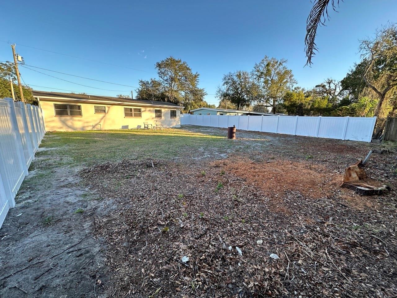 LAKE MARY MANOR - Residential Lease