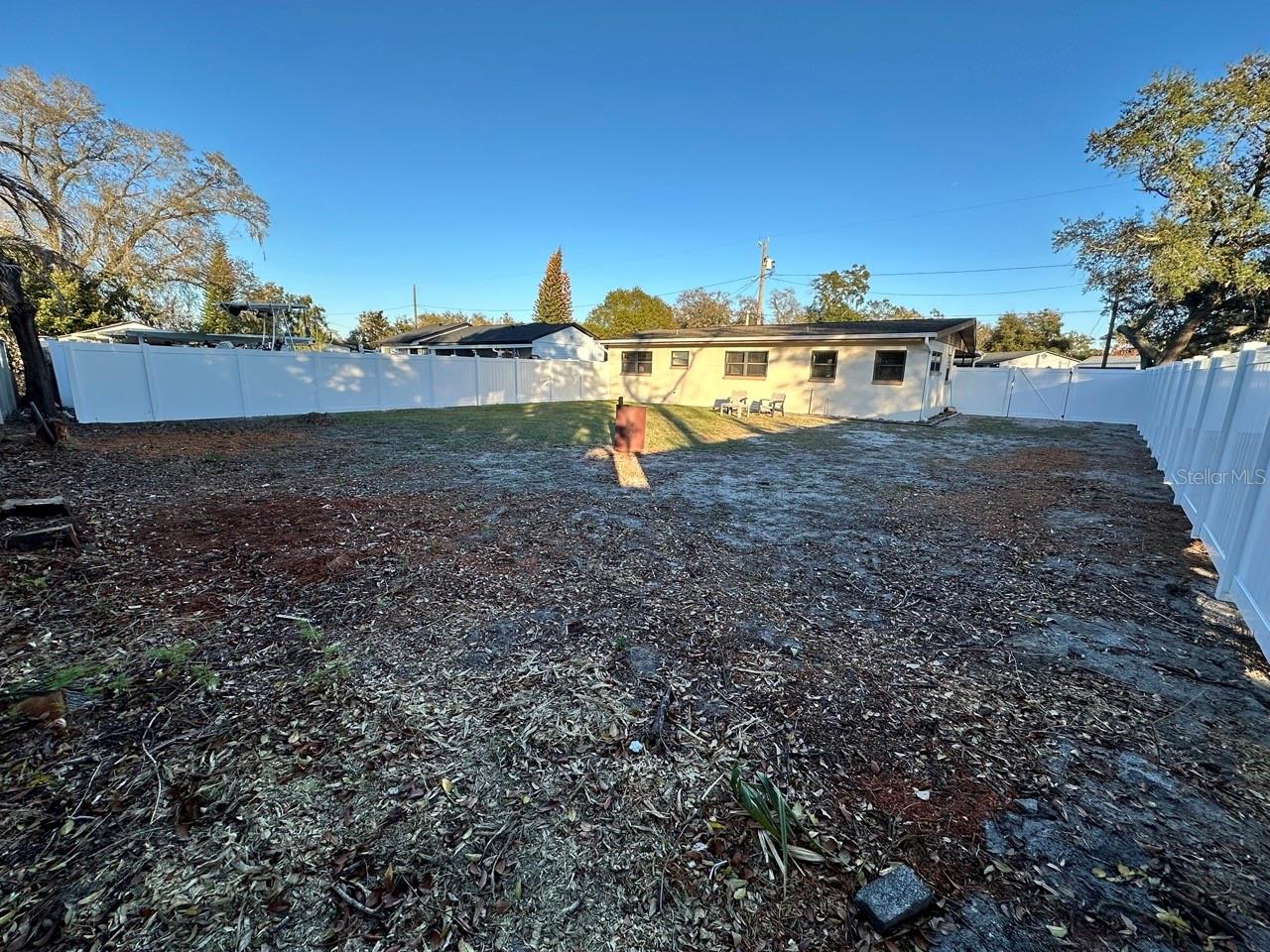 LAKE MARY MANOR - Residential Lease