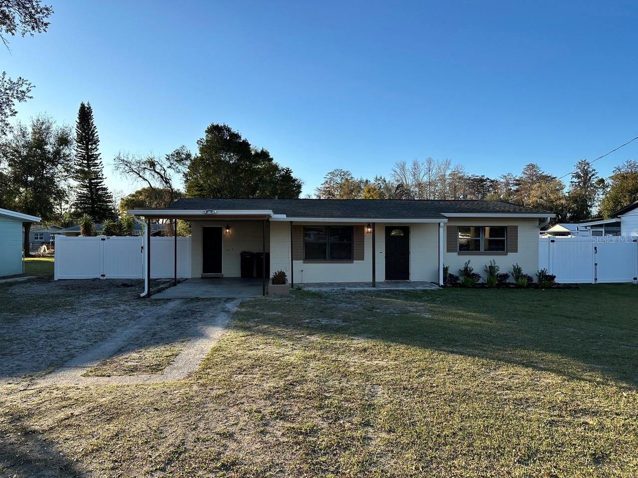 LAKE MARY MANOR - Residential Lease