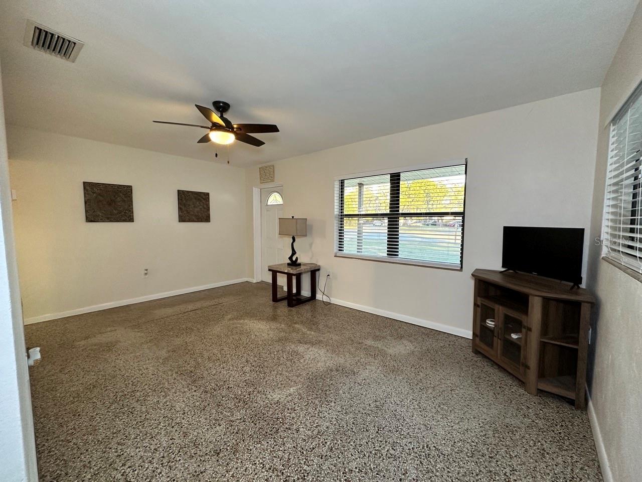 LAKE MARY MANOR - Residential Lease