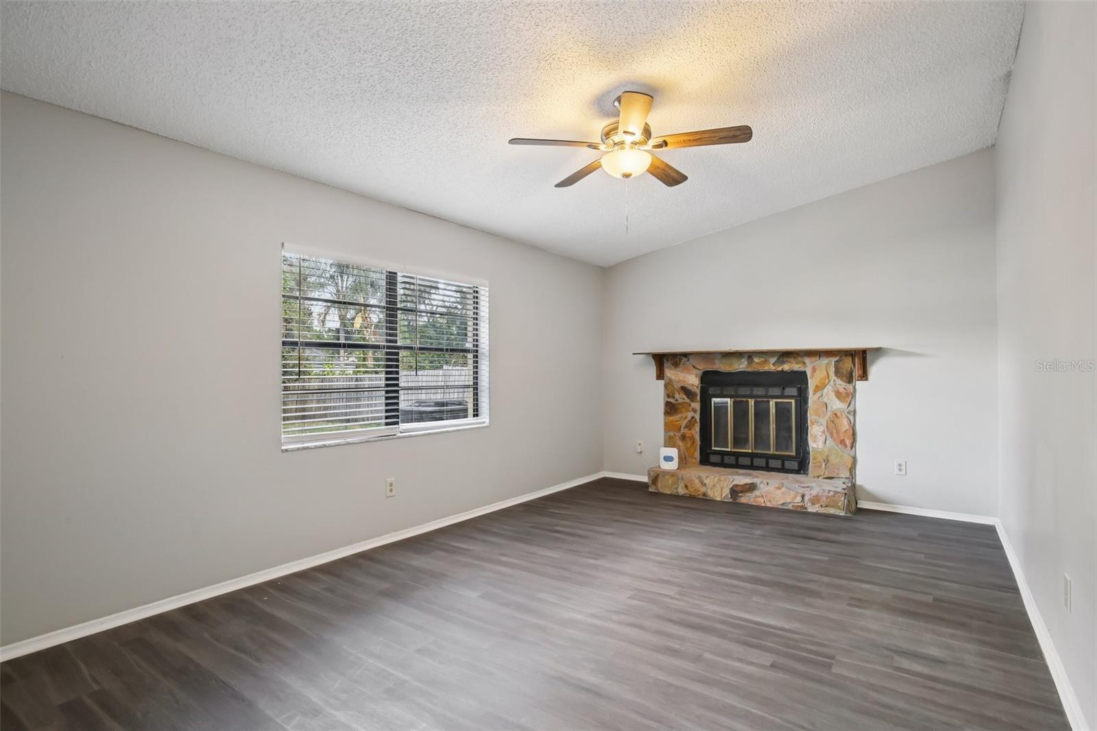 PROVIDENCE LAKES UNIT 1 - Residential