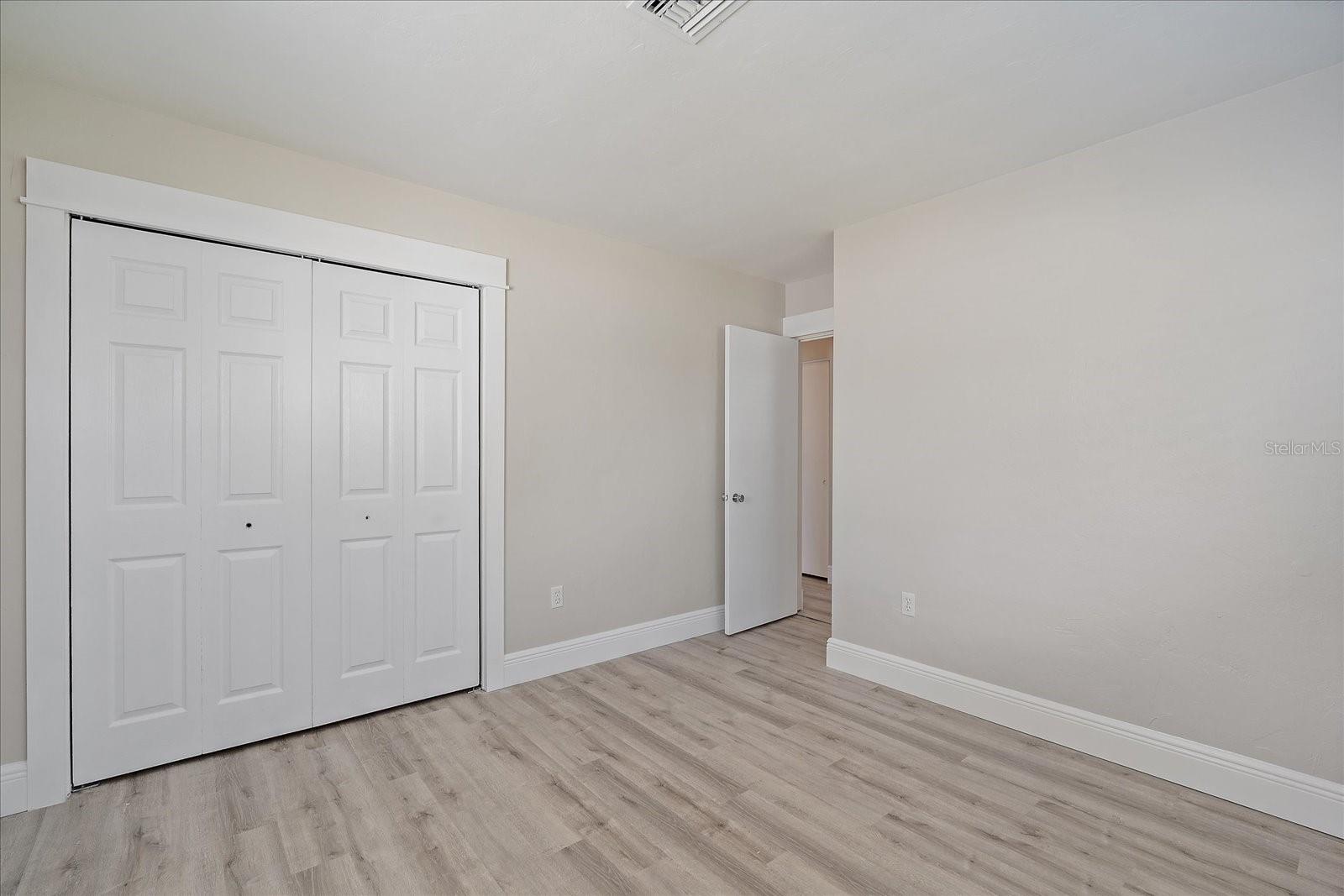 SOUTH GATE - Residential