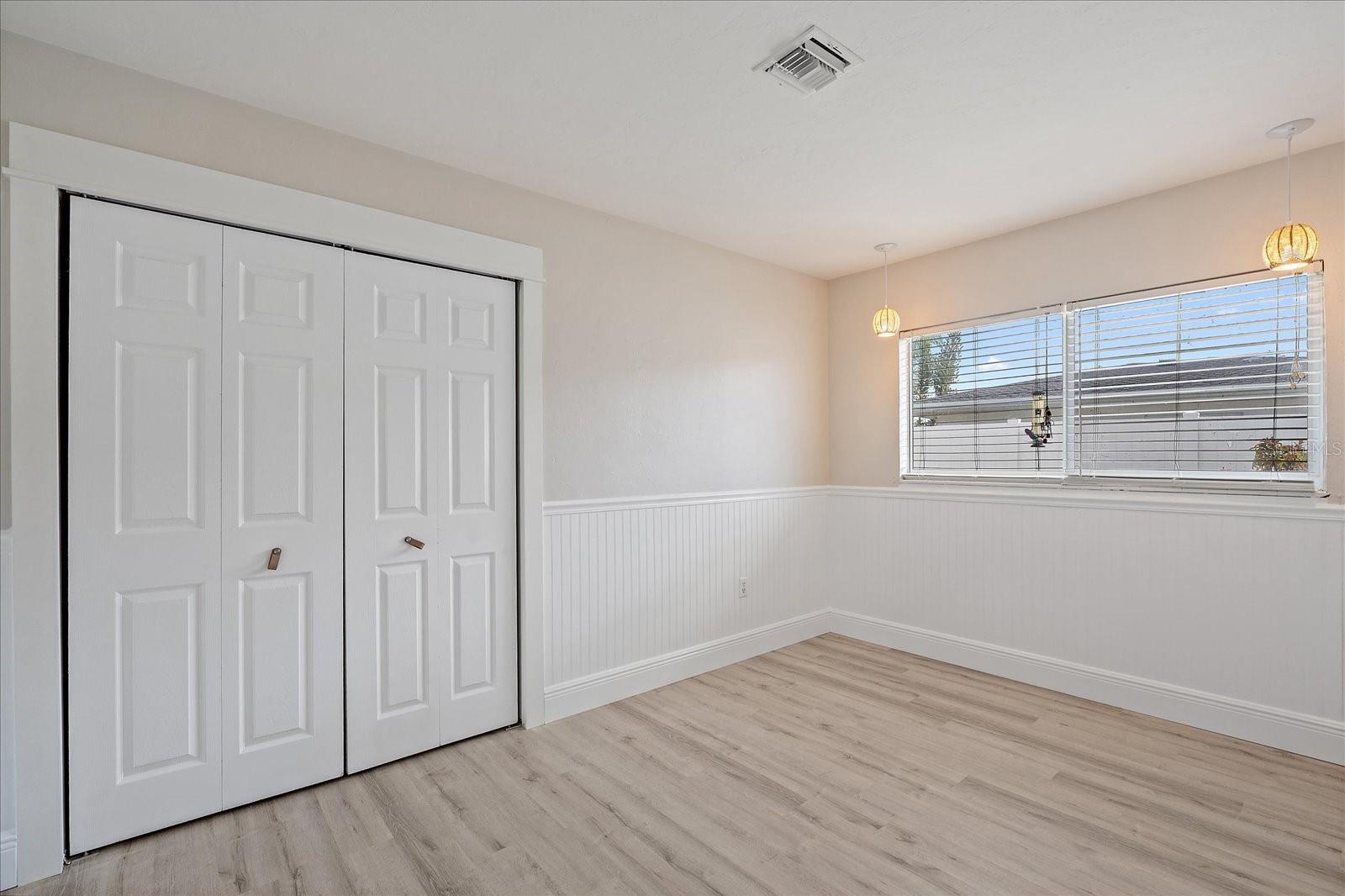 SOUTH GATE - Residential