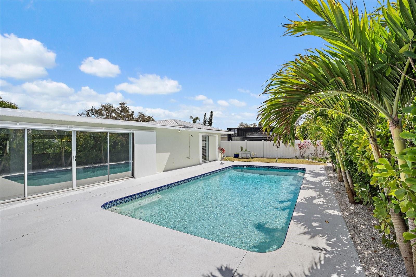 SOUTH GATE - Residential