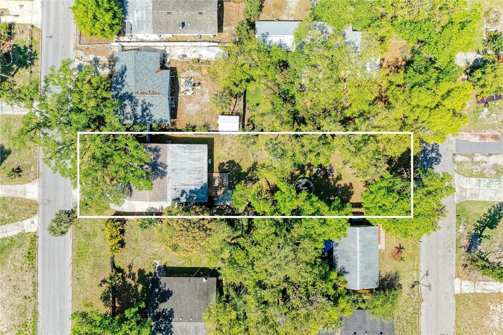 Photo of 2015 22nd Street W, Bradenton, FL 34205 (MLS # A4686938)