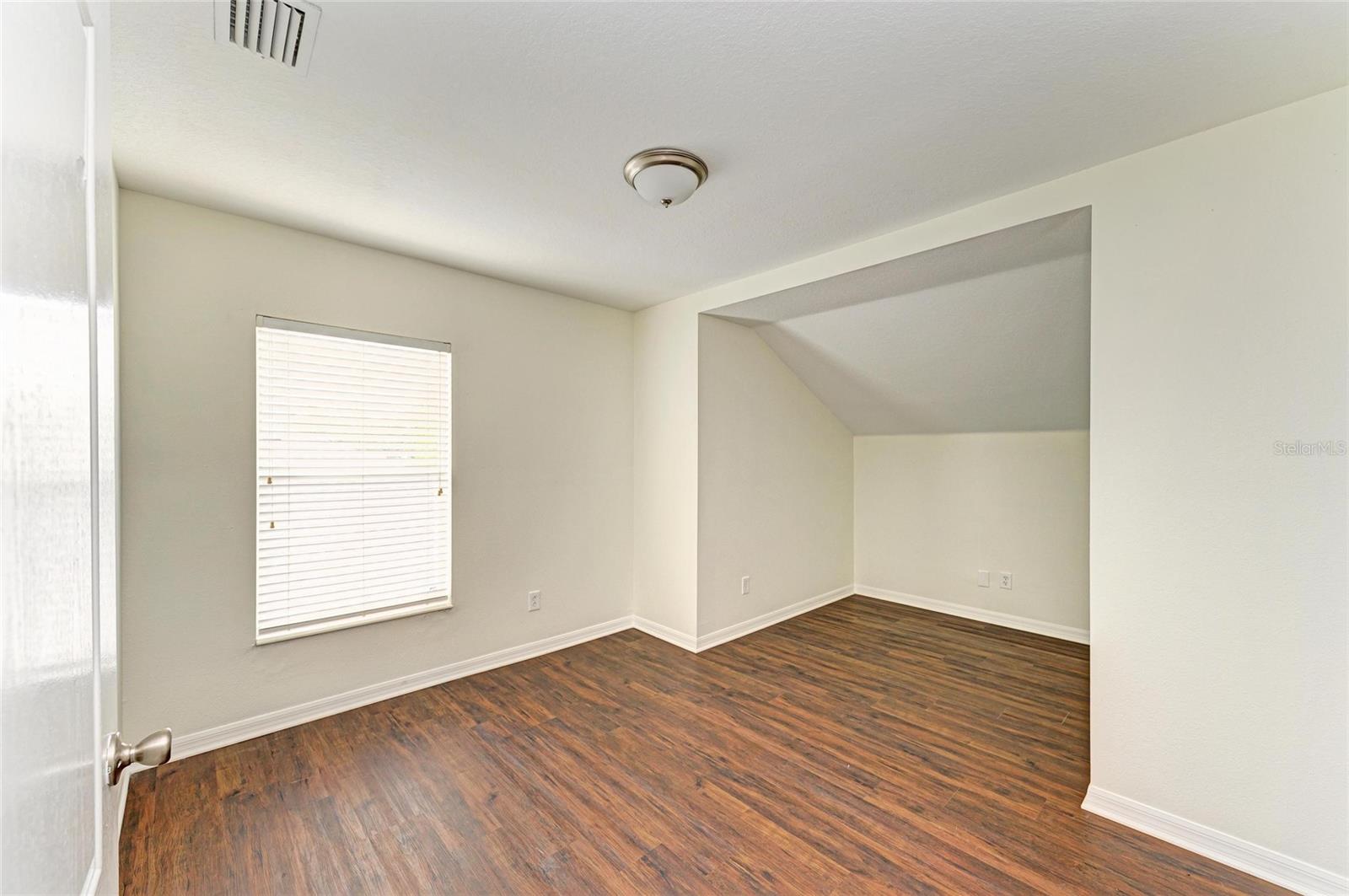 GREENBROOK VILLAGE SUBPHASE GG - Residential Lease