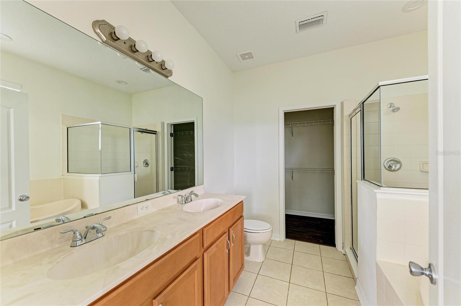 GREENBROOK VILLAGE SUBPHASE GG - Residential Lease