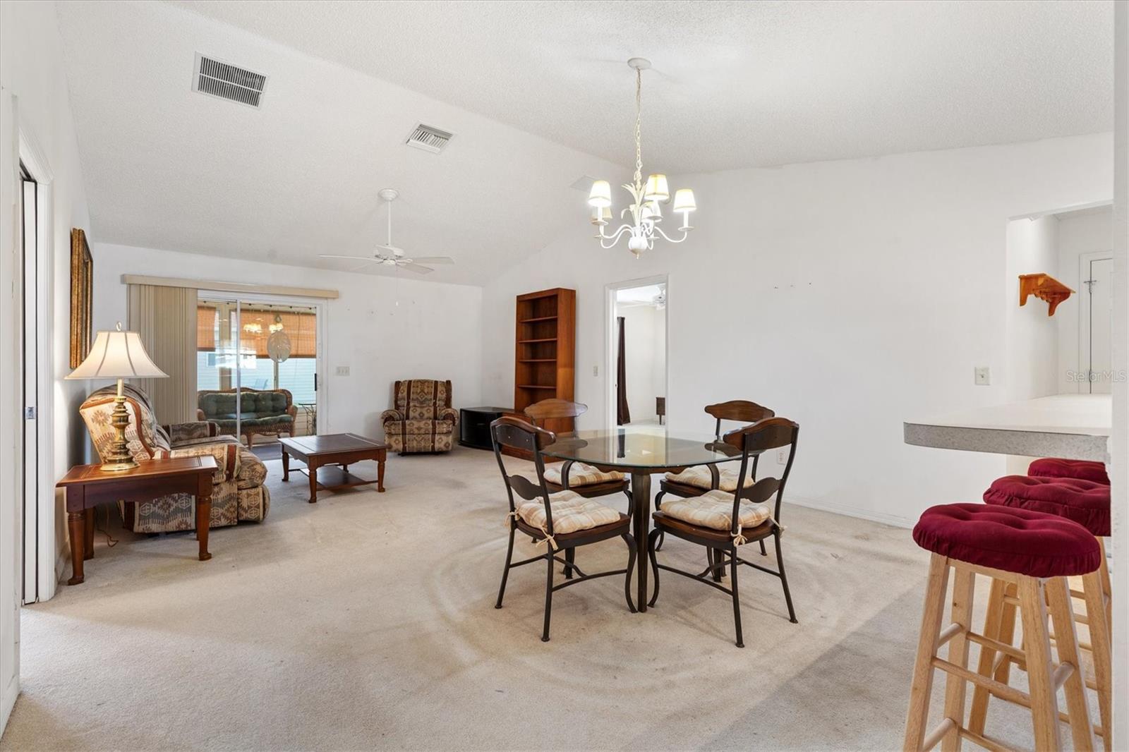 2218 LEWISTON LANE