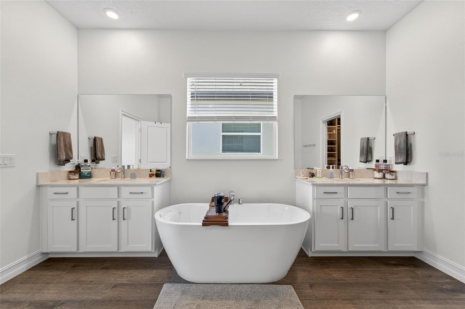 TRIPLE CRK VILLAGE R - Residential