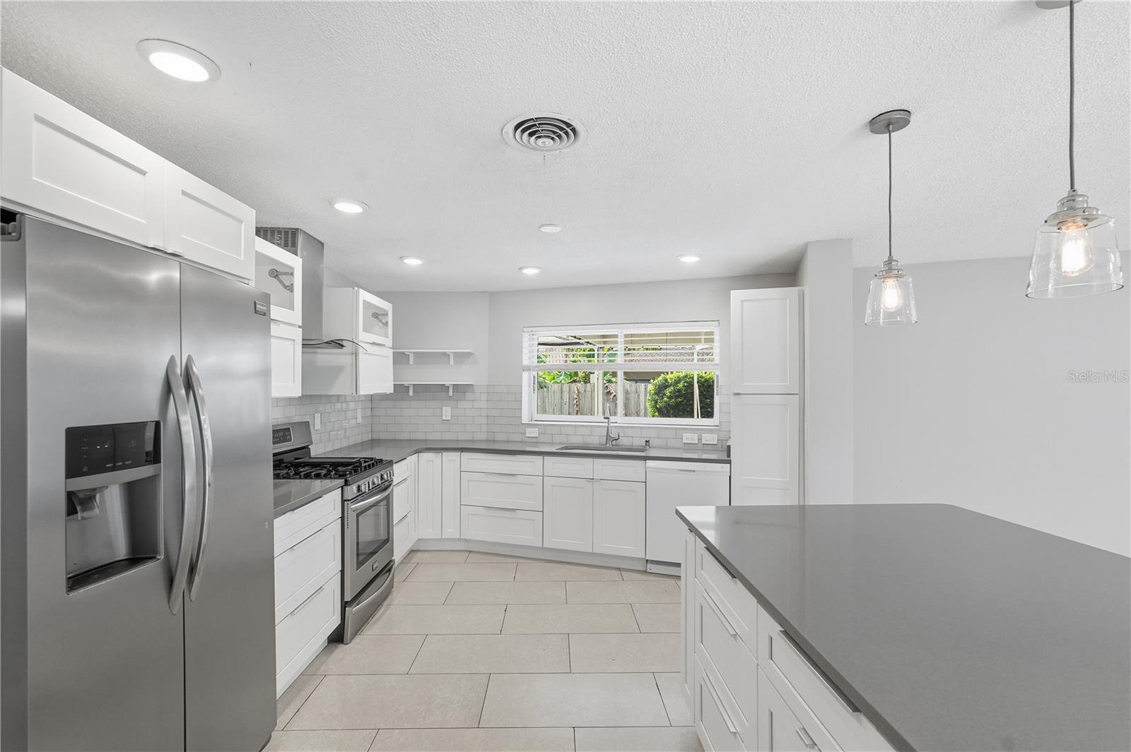 MORNINGSIDE ESTATES - Residential Lease