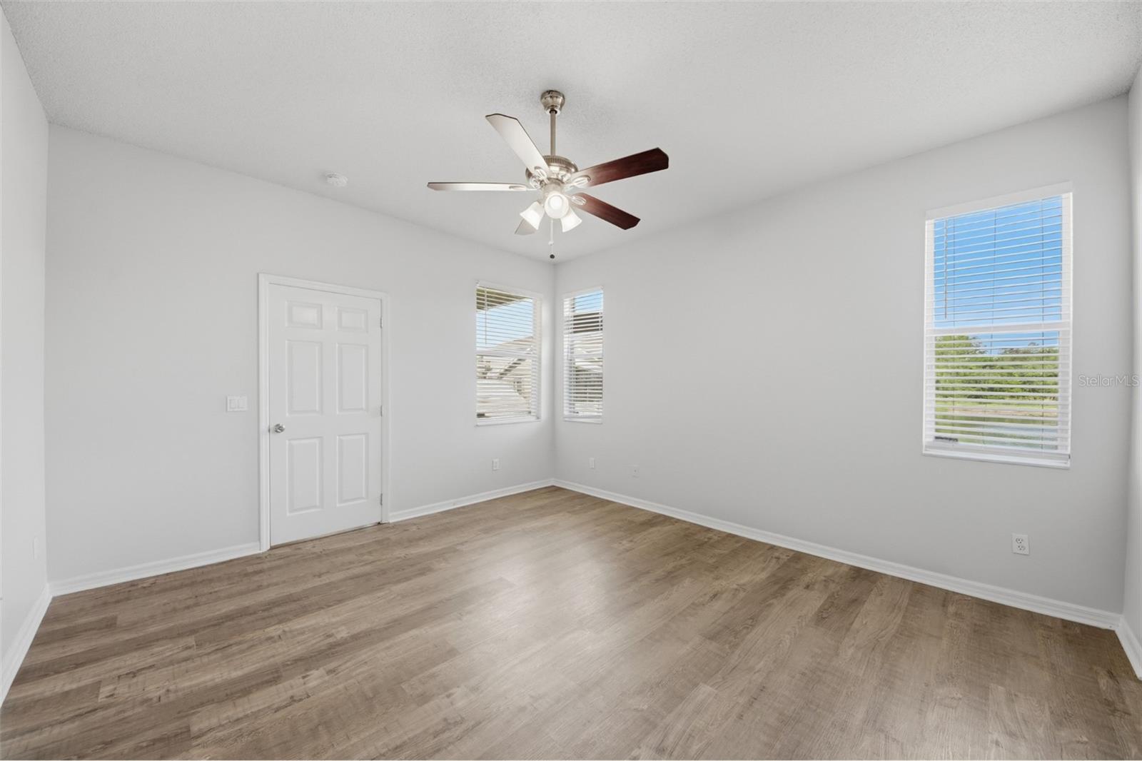 WILLOW POND PH 01 - Residential