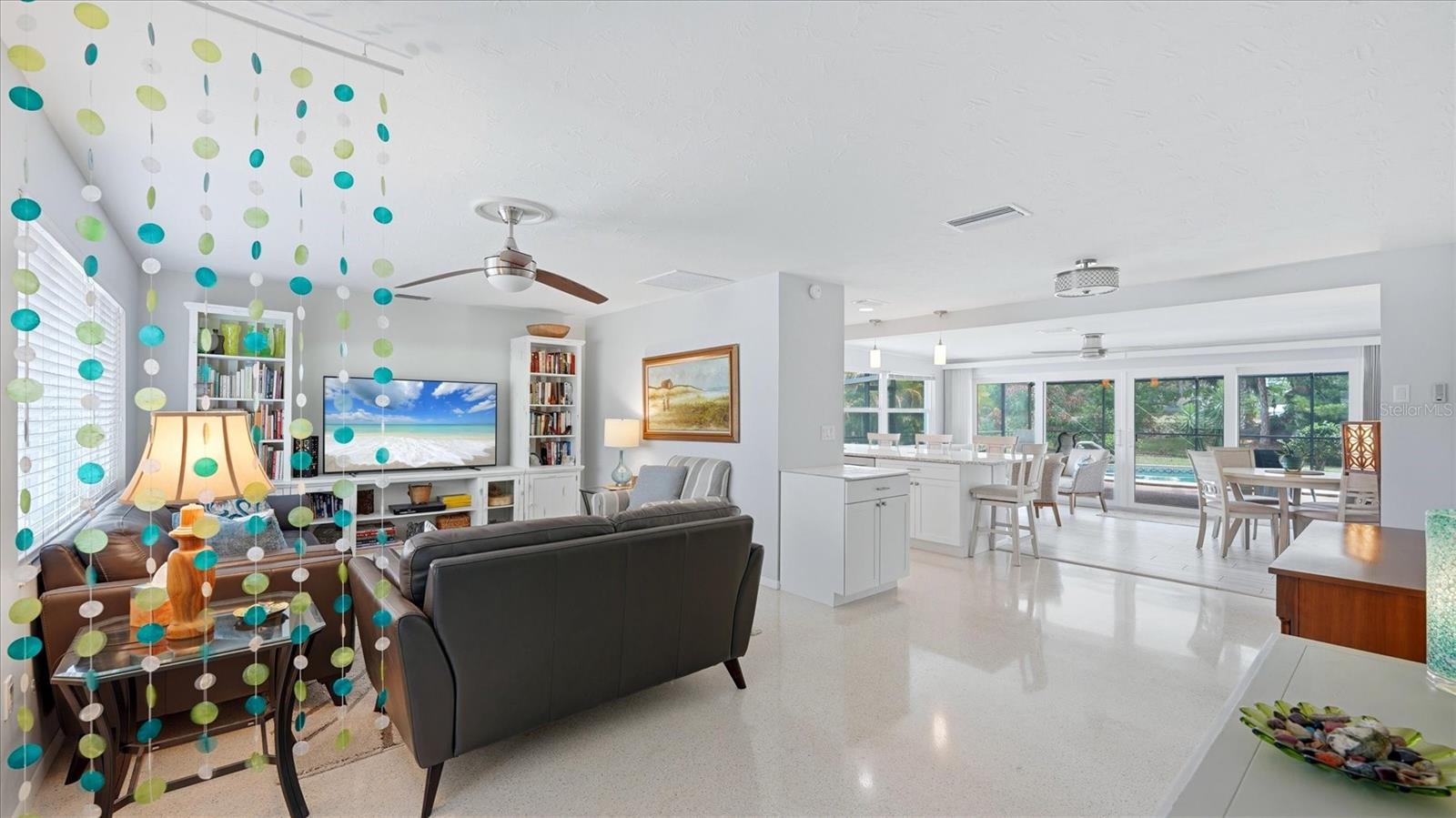 2486 BREAKWATER CIRCLE