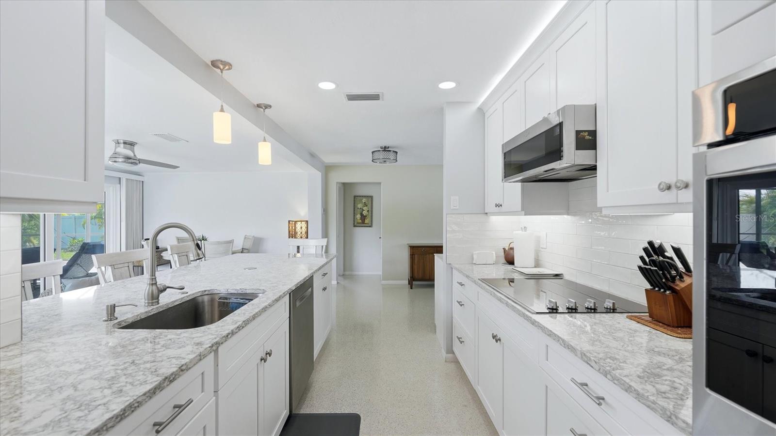 GULF GATE - Residential