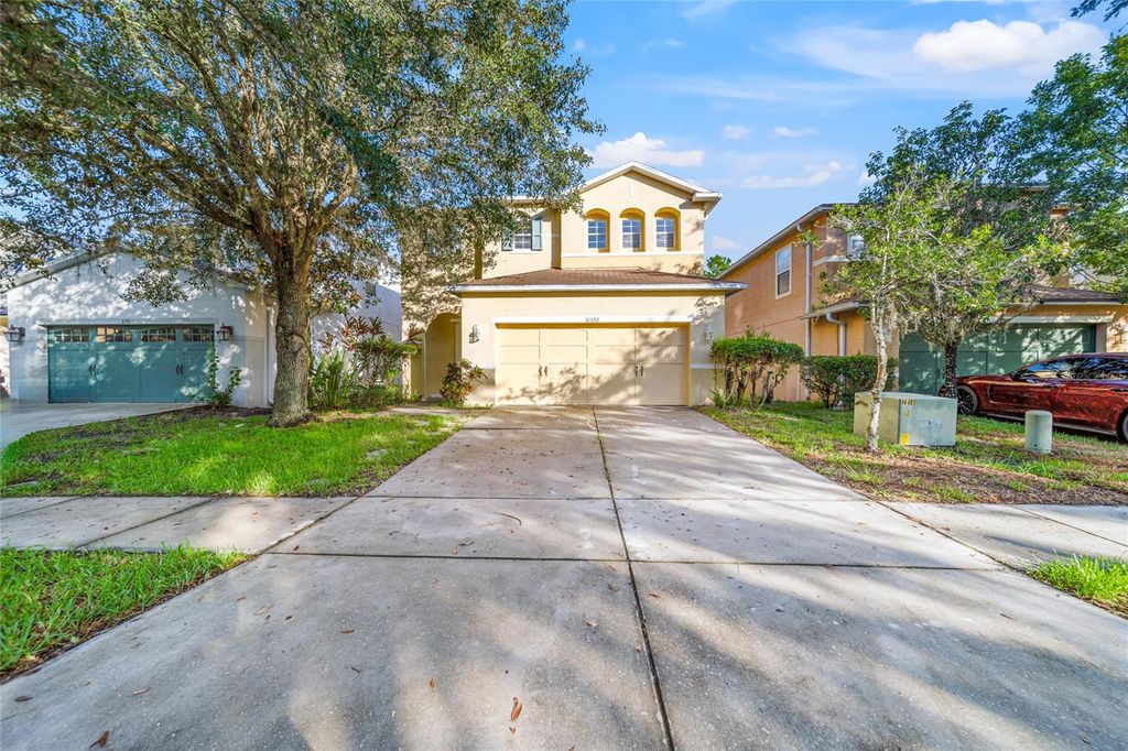 Photo of 31552 SPOONFLOWER CIRCLE, WESLEY CHAPEL, FL 33545 (MLS # T3467278)
