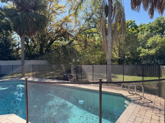 NORTH LAKES SEC E UNIT 1 - Residential Lease